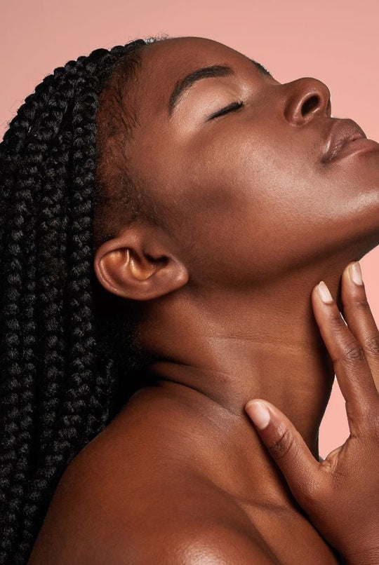 How to De-Age Your Neck Without Surgery